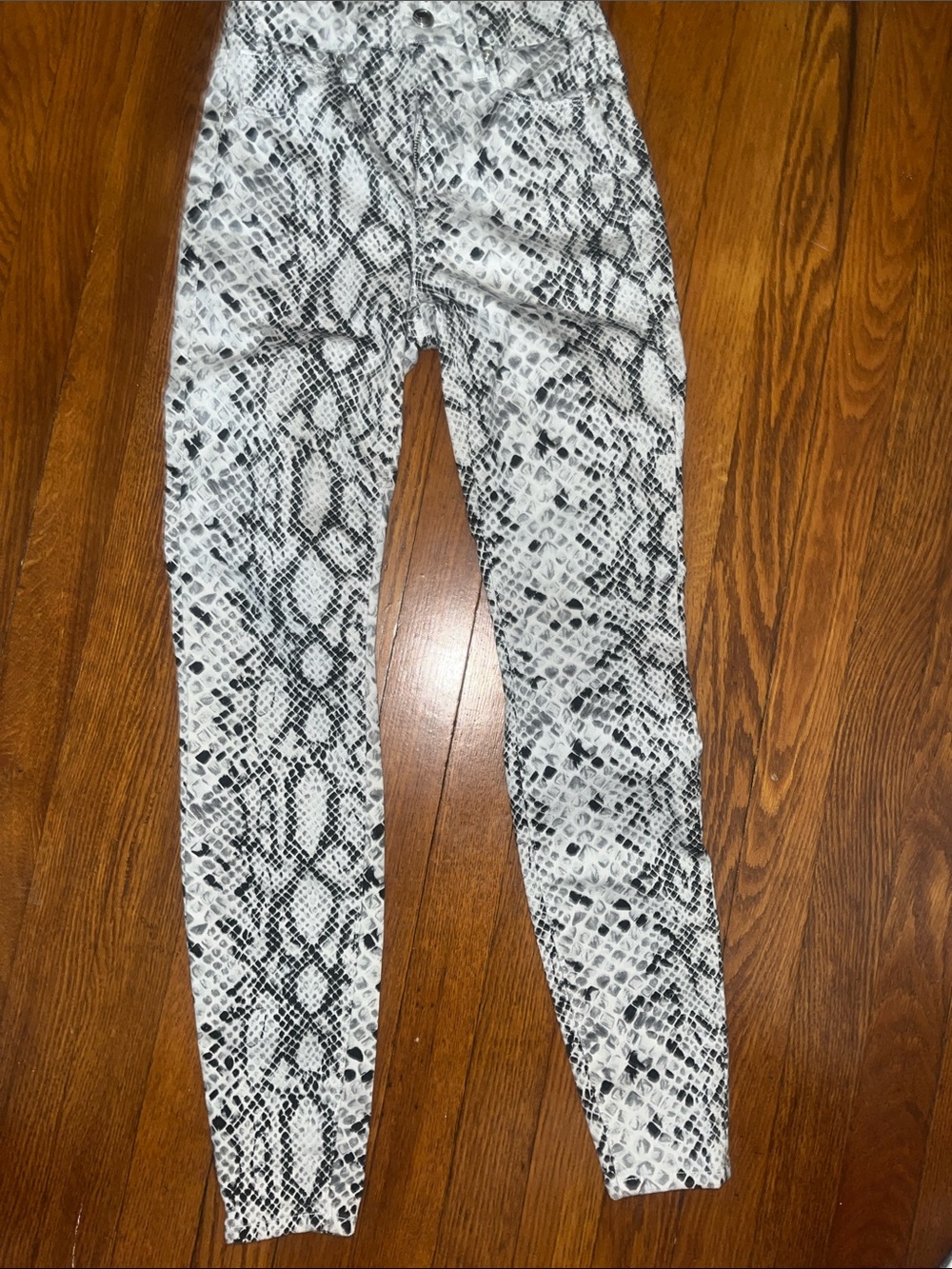 Good American White and Black Snake-Print Jeggings